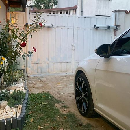 Апартаменты Garden Of Dreams & Free Private Parking Сараево Экстерьер фото